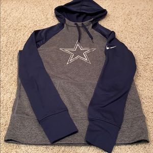 Women’s Nike Dallas Cowboys hoodie - Therma  Fit